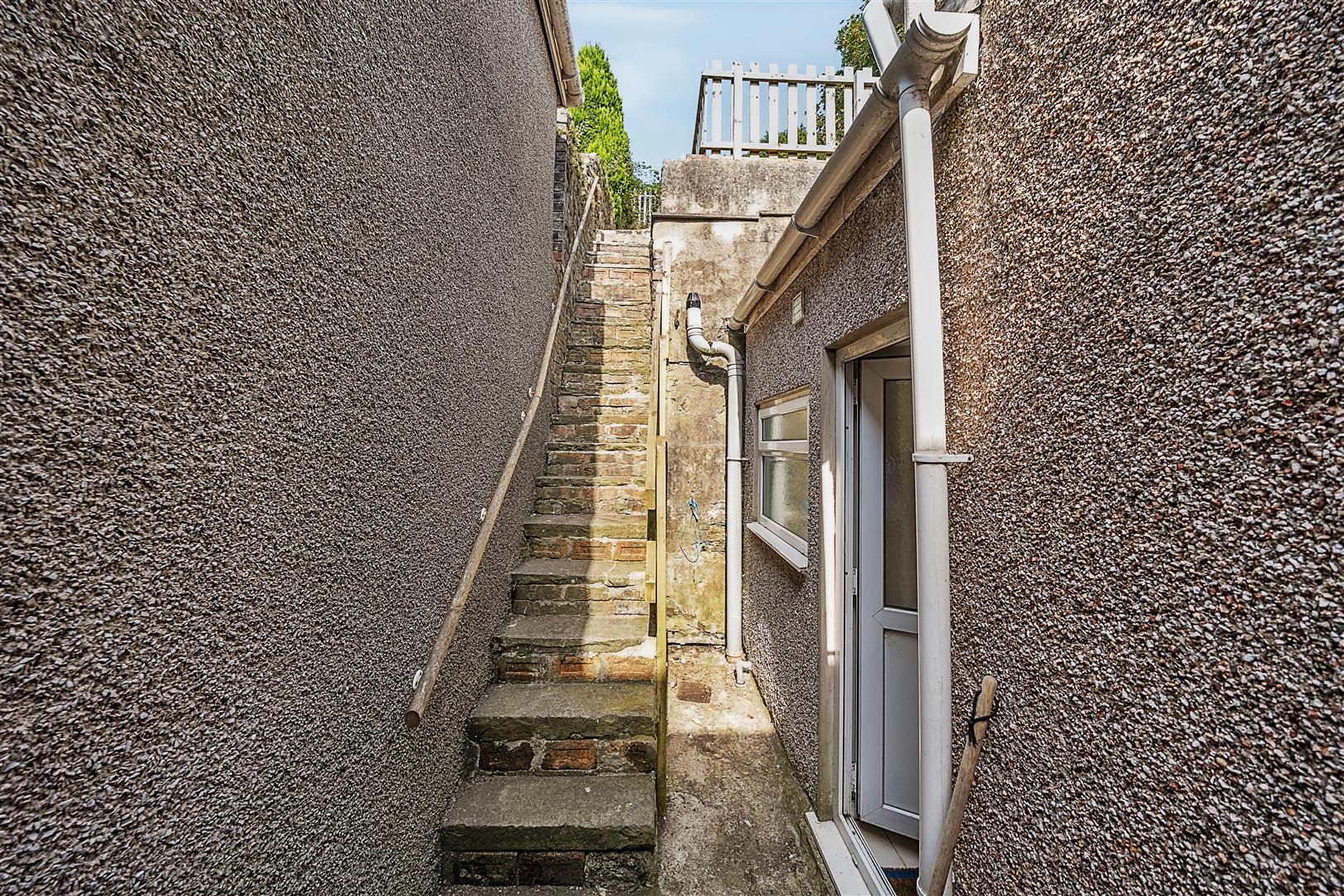 Kinley Street, St. Thomas, Swansea, SA1 8HE